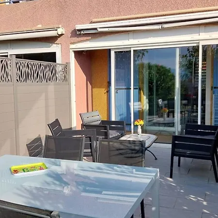 Au Bord Du Avec Piscine, Climatisation Et Parking Securise Au Barcares - Fr-1-782-34 Βίλα